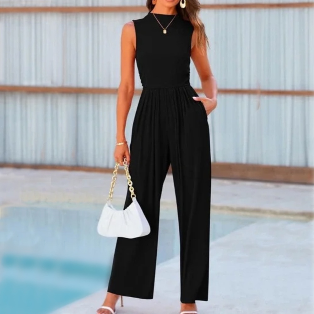Black Jumpsuit Wide Leg Stretchy Ribbed With Zipper NWOT Medium